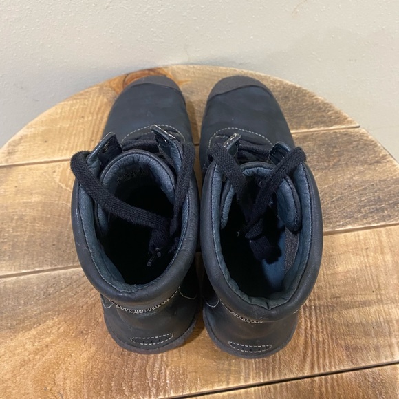 Womens Keen Black All Terrain Boots Size 9 - Picture 4 of 8